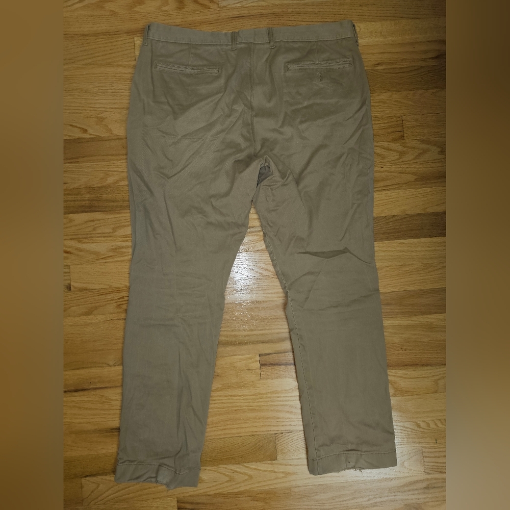 J. Crew Men's Khaki Chinos - Picture 8 of 8